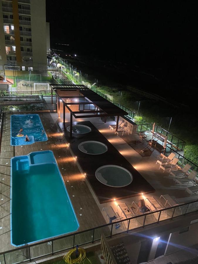 Apartamento pé-na-areia em condomínio fechado Barra Velha  Esterno foto